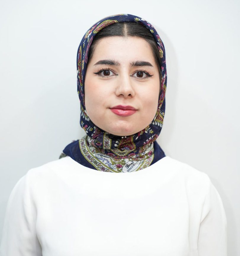 Ms Jinan, Bachelor in English, 2 Years of Experience123