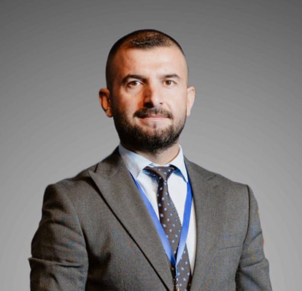 Soran Burhan, Bachelor in English, 15 Years of Experience1